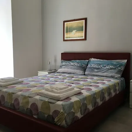 Sanbiagio, 25 3* Neapol
