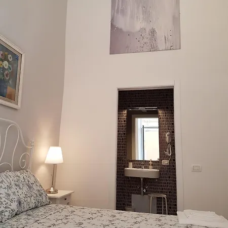 Sanbiagio, 25 Guest house 3*