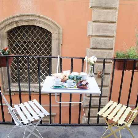 Sanbiagio, 25 Guest house