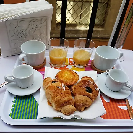 Gasthuis Sanbiagio, 25