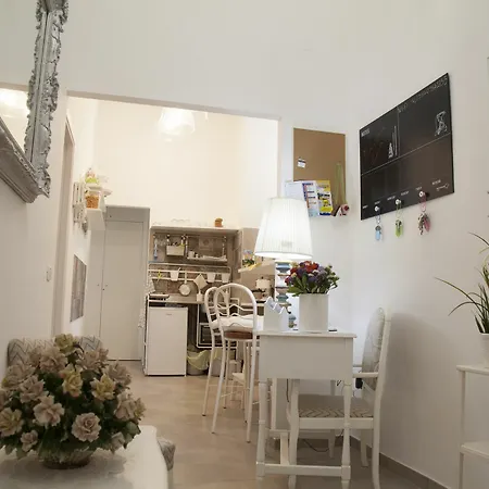Sanbiagio, 25 Naples